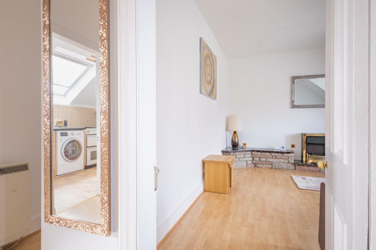2 Bedroom Apt At Sensational Stay Serviced Accommodation Aberdeen - Clifton Road Dış mekan fotoğraf
